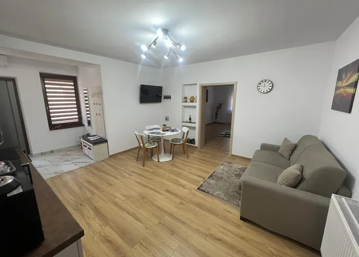 Emanuela Apartments